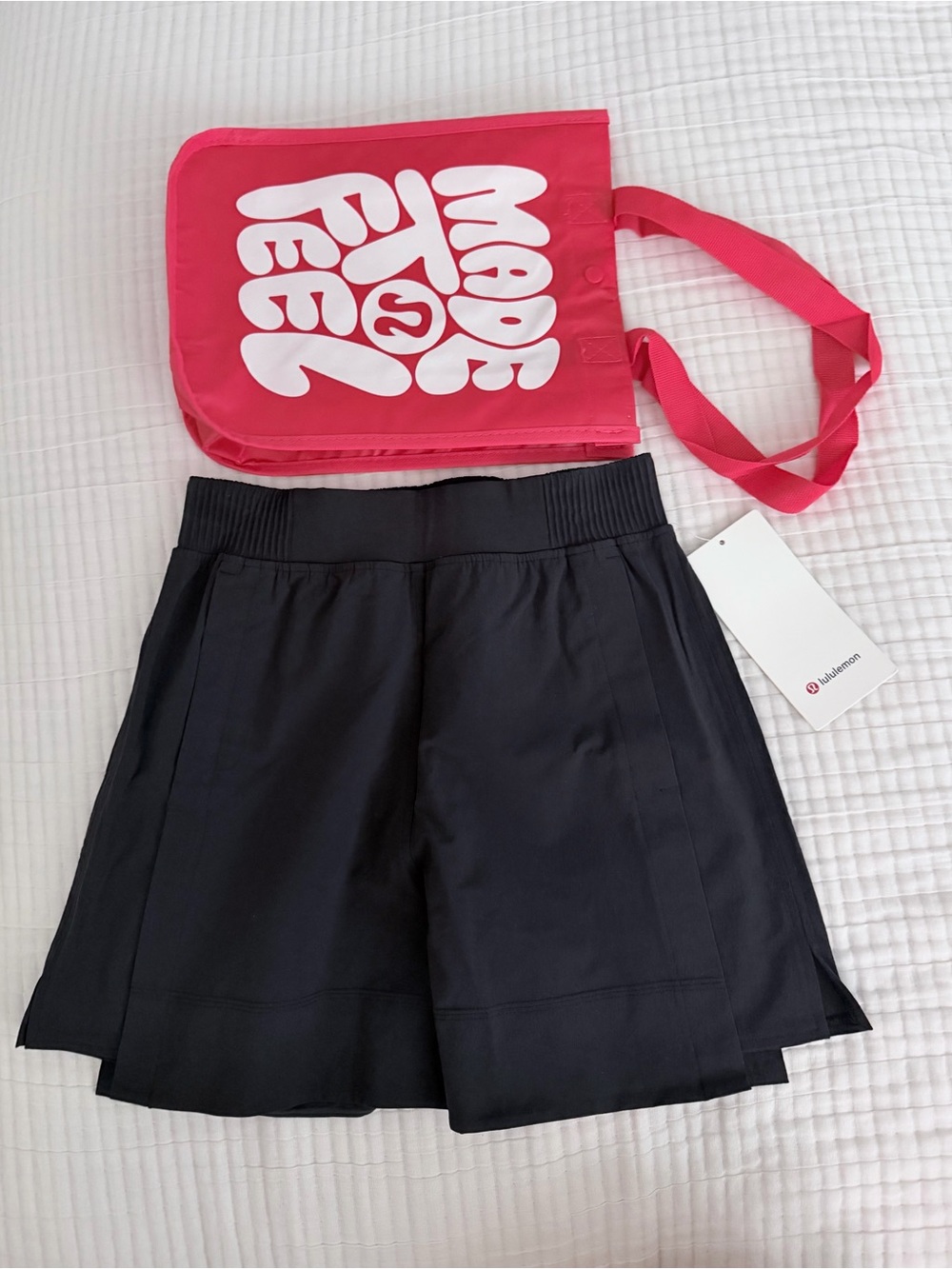 lululemon Stretch Wovan Relaxed Black Shorts 4” Original Shopping bag Included - Picture 1 of 12